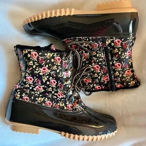 Origins Printed Rain Boots Size 10